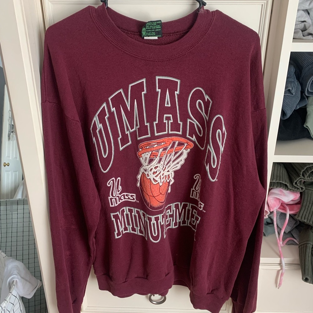Vintage Umass Amherst Sweatshirt Crewneck Basketball